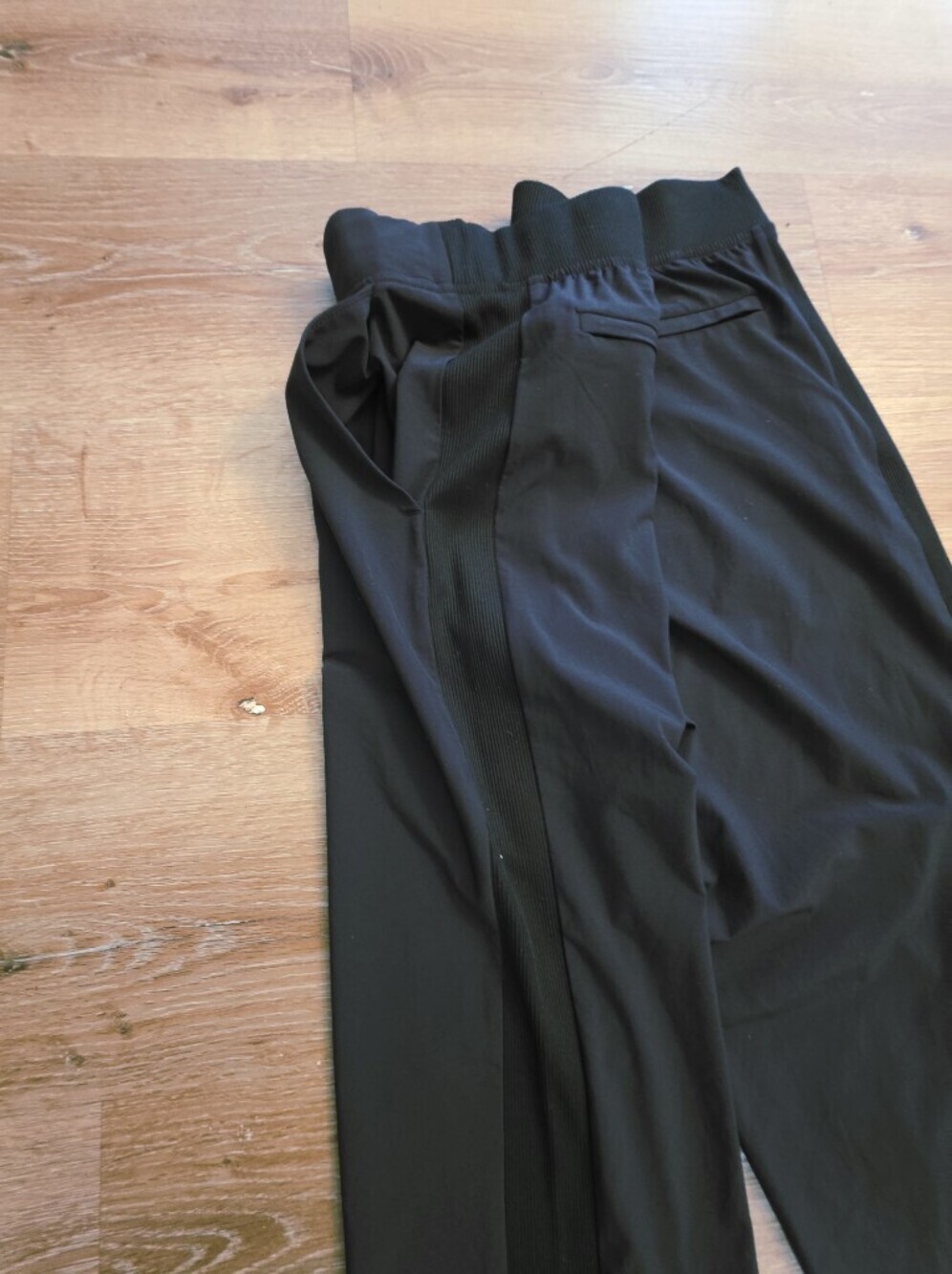Athleta Navy Ankle Taper Pants - Picture 10 of 10